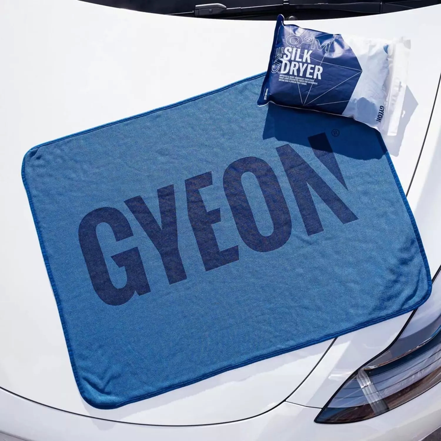 GYEON%20Q²M%20SilkDryer%20EVO%20İnovatif%20Kurulama%20Havlusu%20-%2070x90%20Cm